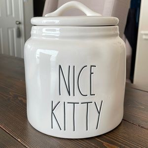 Rae Dunn Cat treat jar